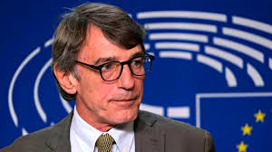 Da via David Sassoli a largo Pietro Barbaro, cambiano i nomi di strade e  luoghi della città