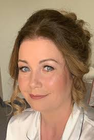 Clare Maxwell's Instagram, Twitter & Facebook