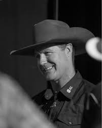 Meet the Newest Member of Our Team: Ashley Secord! Ashley joins us as JLL's  Industrial Brokerage Coordinator, bringing over 12 years of professional  and technically acute expertise. With a Diploma in Oil