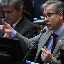 Maite lanza su primer disco "Igual, no" para escuchar en cuarentena