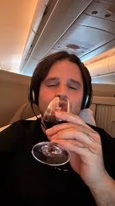 Felix Lara (@OgFelixLara)