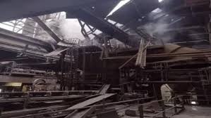An explosion in a german industrial park on tuesday killed at least two people and injured 31, setting off a fierce blaze that sent a pall of smoke over the western city of leverkusen. K8rp9zyjw2kowm