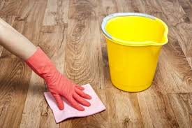 Lamine parke, masif parke suya ve neme karşı oldukça hassas bir malzemedir. Parke Modelleri Panosundaki Pin