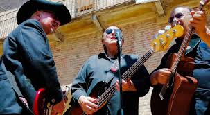 A dare l'annuncio sui social network gli altri componenti della band nata negli anni sessanta. 8ac9r69h6ialpm