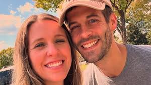 Derick Dillard says he was 'ambushed' by photo with Jim Bob Duggar