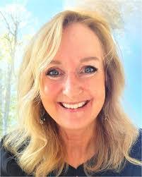 Ashley Reaser's Instagram, Twitter & Facebook