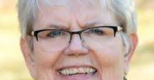 Cassie Dillon's Instagram, Twitter & Facebook