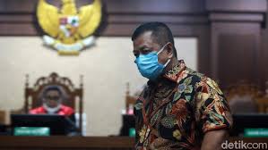 Djoko soegiarto tjandra (tjan kok hui, juga dieja chan kok hin; Tommy Sumardi Akui Serahkan Surat Dari Istri Djoko Tjandra Ke Irjen Napoleon