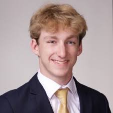 Last week, I wrapped up my internship as a Financial Advisor Branch Intern  at Edward Jones. I am incredibly thankful for the experience and knowledge  that I gained. Over the course of