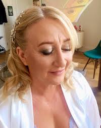 Beautiful Autumn Bride Lauren 🍁 #blagdon #bristolmua #wedding Vicki Bowyer  #mua #weddingideas #weddingday #coombelodge #southwestweddings  #southgloucestershire #weddinghairandmakeup #weddinghairinspo