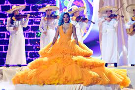 Premios juventud, an annual awards show honoring latin music artists, took place thursday at watsco center in miami. Freaqtvpxxpjzm