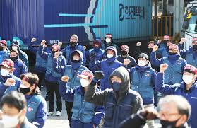 Cj대한통운 택배 app 설치 후, 메뉴버튼에서 '무인락커 등록'을 선택합니다. í•œì§„íƒë°° ë…¸ì¡° íŒŒì—… ëŒìž… ëŒ€ë¦¬ì  ìœ„ìž¥íì—… ë¶€ë‹¹í•´ê³  ì¤'ë‹¨í•˜ë¼ ë…¸ë™ ì‚¬íšŒ ë‰´ìŠ¤ í•œê²¨ë ˆ