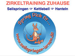 Sie können mit dieser technik zu hause oder im fitnessstudio trainieren. Zirkeltraining Zuhause Seilspringen Kettlebell Hanteln