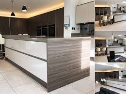 We usually are not able to reserve the selected slab(s) for more than one (1) week, so the final slab selection should be scheduled shortly after the template. Hot Sale Brown Color Quartz Stone Big Slab For Kitchen Countertop Table Top More Durable Than Granite Thickness 2 3cm From China Stonecontact Com