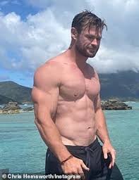 Chris Hemsworth S Stunt Double Reveals His Incredible Body Transformation For Thor Love And Thunder Daily Mail Online