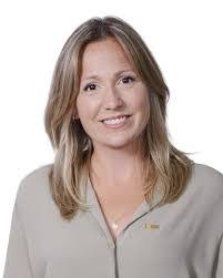 Elise Samson's Instagram, Twitter & Facebook