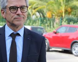 Le préfet des Alpes-Maritimes confiné par précaution: "Je montre l'exemple" 