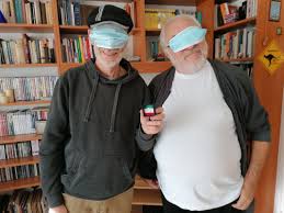 Ez nyilván sokaknak nem tetszik. Meg Nincs Vege Szakmai Dijat Kapott A Krisztus Gyalazo Karikatura Szent Korona Radio