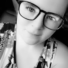 What class and build should I play for solo and teaming up in Diablo 3  seasonal gameplay?