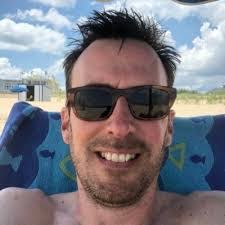 Derek Seibert's Instagram, Twitter & Facebook