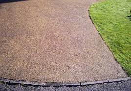 Resin driveways have a beautifully smooth finish which allows water to run away freely. Resin Bonded Drives Are They A Tough Diy Job