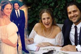 Canan ergüder kimdir, kaç yaşında soruları kocası kenan ece ile halk plajında görüntülenmesinin ardından merak konusu oldu. Canan Erguder Ile Kenan Ece Evlendi Unluler Gelin Cift