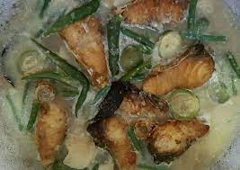 Ikan nila 500gr santan 250 ml minyak goreng secukupnya 1 sdm tepung. Resep Ikan Tauco Santan Cabe Ijo Dari Doris Sjafei Al Islams