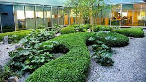 Interior Garden In An Office Building In Madrid Modern Garden Urban Garden Interior Garden
