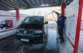 Do yourself a favor especially if you are a woman: Why You Should Say No To The Dealership Car Wash After Buying A Car
