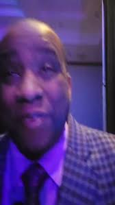 🎤 Five years ago, I stood before the largest stage I'd ever seen with the  John Maxwell Team. I promised myself I'd be up there someday. 🌟 Every week  for 3 months,