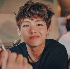 Taehyung is my bias since i become an army (since 2013) and it's hard not to notice him. Fetus Taehyung Explore Tumblr Posts And Blogs Tumgir