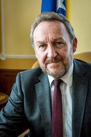 Tokom proteklog mjeseca ramazana, muslimani u Bosni i Hercegovini dijelili  su radost u svojim domovima, obnavljajući ljubav prema Bogu i čovjeku,  odričući se mržnje i sukoba, pozivajući na samilost i međusobno poštovanje.