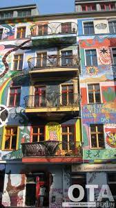 colourful house friedrichshain berlin kreuzberg kreutzigerstrasse berlin kreuzberg berlin bunte hauser