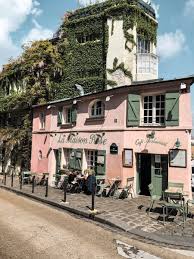 La Maison Rose Paris En 2020 Maisons Roses Paris Basilique