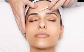 Limpeza de pele com Derma Planning em Curitiba na Lumina Estética