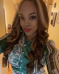 Denelle Reed's Instagram, Twitter & Facebook