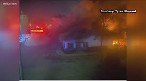 Hot light hours ({{ selectedlocation.shopname }}) {{ thehours.key }} {{ thehours.value }} ×. Fire Rips Through Iconic Atlanta Krispy Kreme 11alive Com