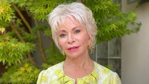 Isabel allende vio la serie basada en su vida y no aguantó las lágrimas hace 12 minutos. Isabel Allende Hablo De La Serie Sobre Su Vida Convos Convos