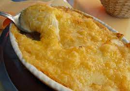 Come preparare questa squisita polenta con la ricetta tipica valdostana. Polenta Concia Valdostana Cucinamk