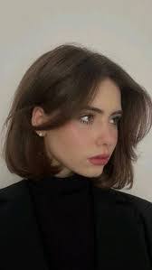 Karina Barnett's Instagram, Twitter & Facebook