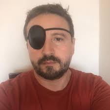 En una exclusiva entrevista, Mario Marcel, exministro de Hacienda, anunció  su voto por Jeannette Jara, resaltando su experiencia personal con ella,  aunque con reservas sobre el rol del Partido Comunista en su