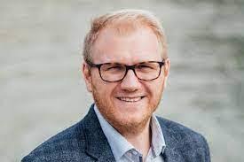 Alan Theiss's Instagram, Twitter & Facebook