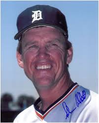 Glenn Abbott's Instagram, Twitter & Facebook