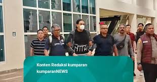 Momen Penangkapan 3 Penembak WN Australia di Bali: Kaki Diikat, Diapit Polisi - kumparan.com
