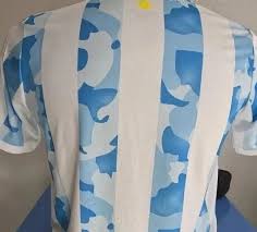 Отметок «нравится», 899 комментариев — todo sobre camisetas (@todosobrecamisetas) в instagram: Escandalo Con La Nueva Camiseta De Argentina Horrible As Argentina