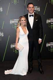 The nascar season is going full speed, but fans and drivers alike are able to look ahead, thanks to a recently released 2018 nascar schedule. Drivers Shine On Red Carpet At The 2018 Nascar Awards Nascar Com Nascar Red Carpet Awards