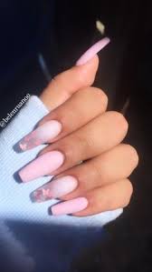 Uñas acrílicas de moda 2020 / uñas en tendencia 2020 / diseñosen este video encontrarás una recopilación de los diseños de uñas acrílicas más bonitos y que e. 62 Ideas De Disenos De Unas Coloridas Disenos De Unas Coloridas Manicura Manicura De Unas
