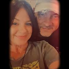 Leslie Payton's Instagram, Twitter & Facebook