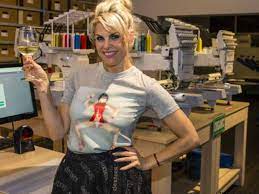 Maybe you would like to learn more about one of these? Door Tanja Dexters Heeft Hij Zijn Vrouw En Kinderen Laten Zitten En Maar Grote Sier Maken Met Zijn Geld Showbizz 24
