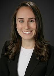 Lisa Holzman's Instagram, Twitter & Facebook